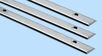 Scheuerleisten aus hochglanzpolierten Halbrundes Profil aus Inox Stahl AISI 316, Hochglanzpoliert